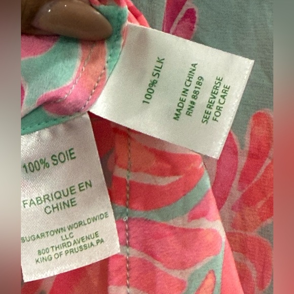 Lilly Pulitzer Stacey Blouse. Pink and teal. 100% Silk. Size Large - Picture 4 of 5